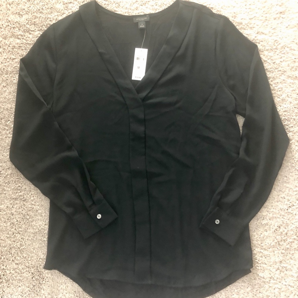 Ann Taylor LS Blouse NWT size M